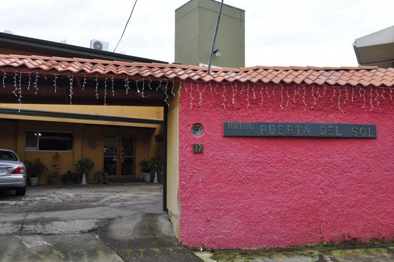 Hotel Puerta Del Sol - San Jose Airport Екстер'єр фото