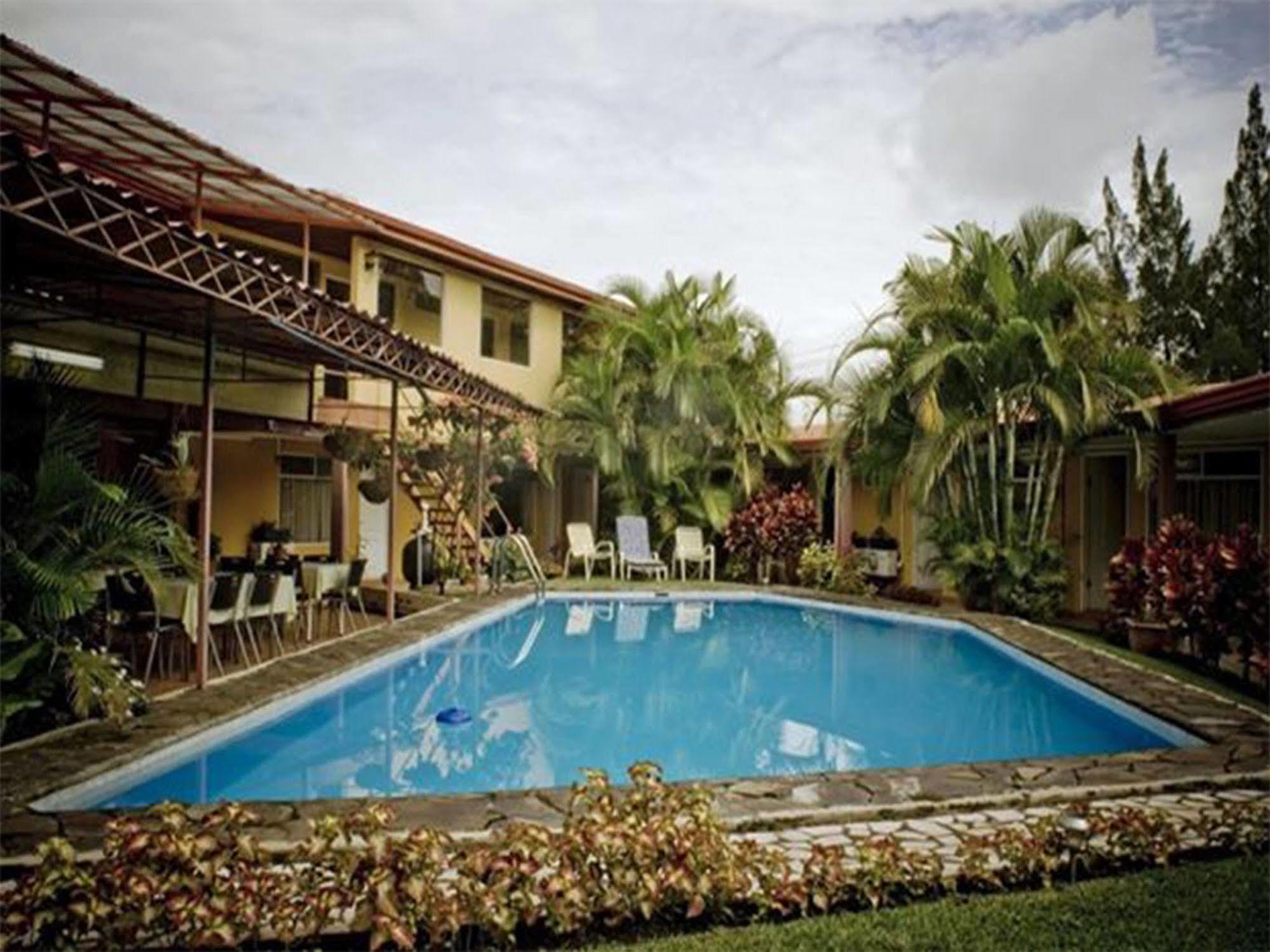Hotel Puerta Del Sol - San Jose Airport Екстер'єр фото