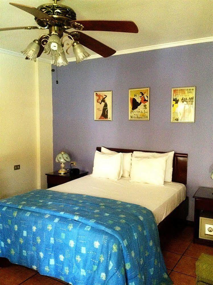 Hotel Puerta Del Sol - San Jose Airport Екстер'єр фото